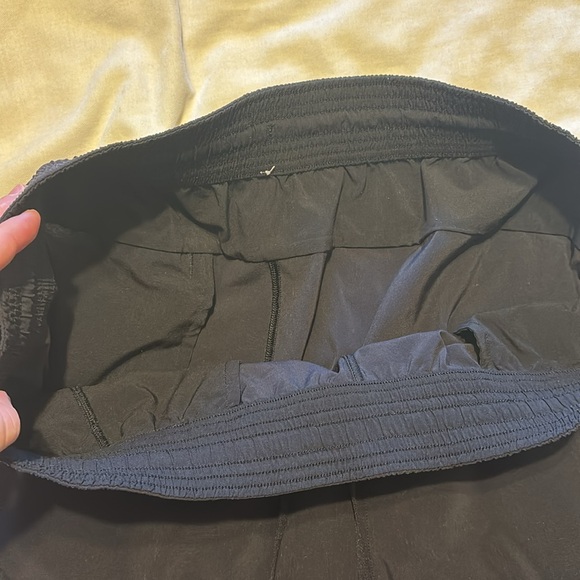 Lululemon Spring Break Away 4 Way Stretch 3” Shorts Size 12 - Picture 5 of 6